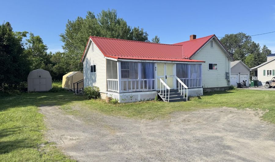 93 Presque Isle Rd, Ashland, ME 04732 - 3 Beds, 1 Bath