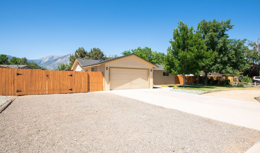 1249 Kingston Way, Gardnerville, NV 89460 - 3 Beds, 2 Bath