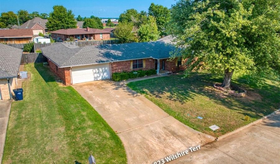 823 Wilshire Ter, Anadarko, OK 73005 - 3 Beds, 3 Bath