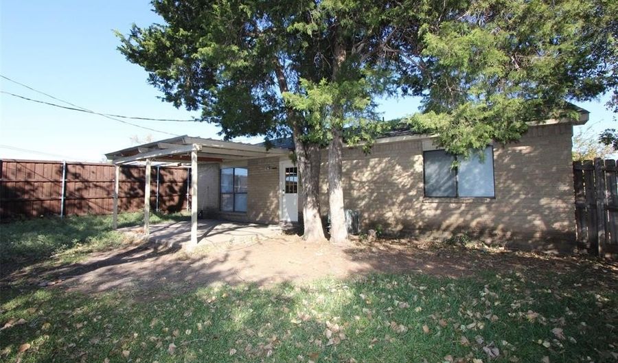 110 W Way Dr, Allen, TX 75002 - 3 Beds, 2 Bath