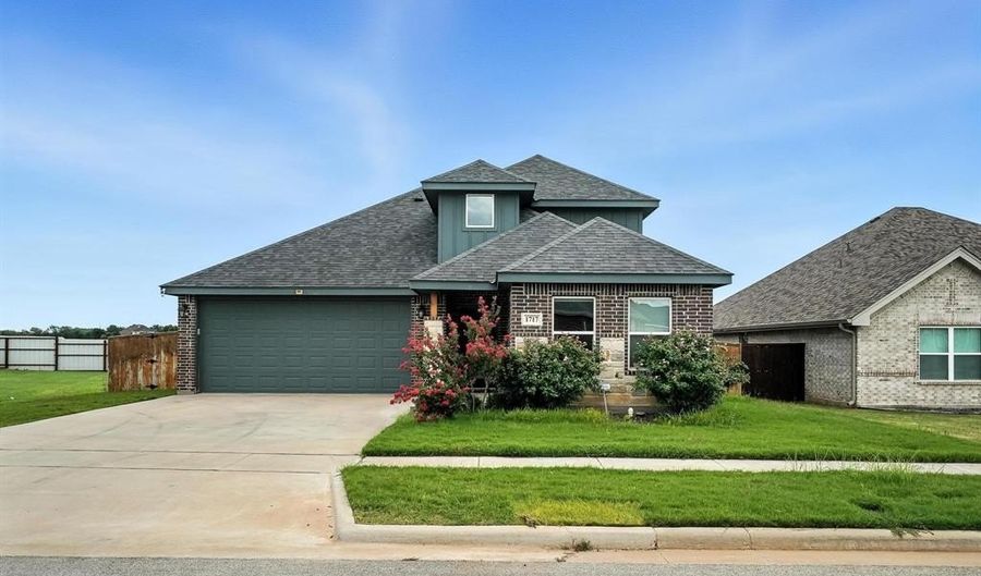 1717 Paras Ave, Abilene, TX 79601 - 4 Beds, 3 Bath
