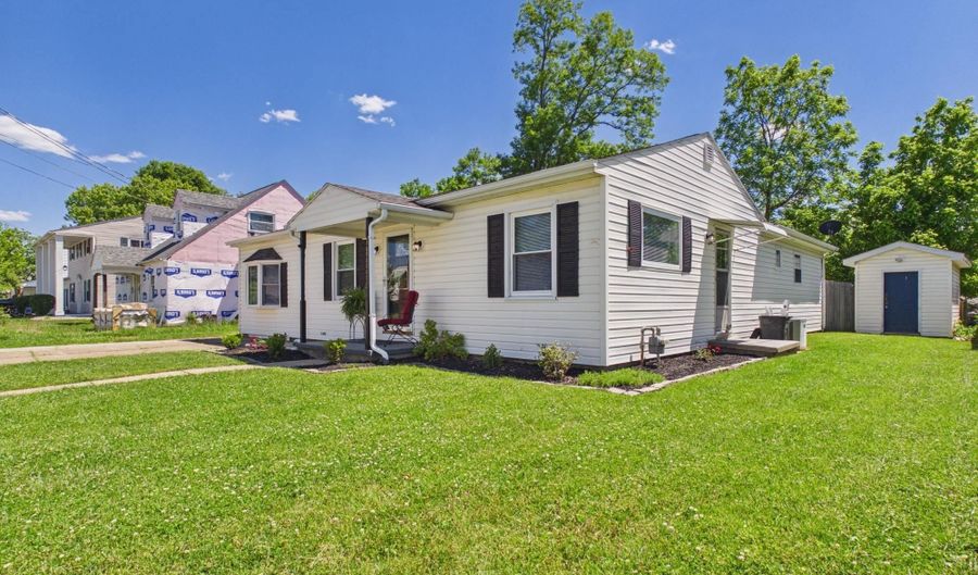 729 Elm St, Barboursville, WV 25504 - 3 Beds, 2 Bath