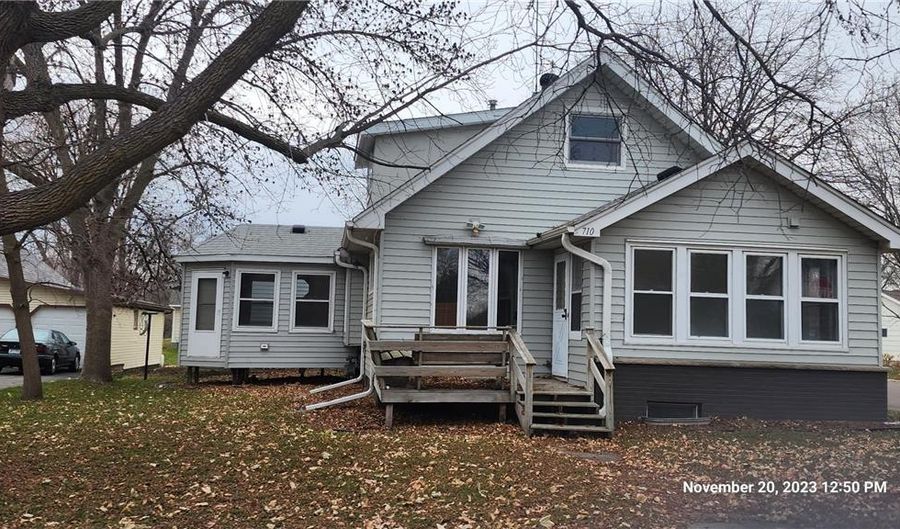710 Broadway Ave S, Cokato, MN 55321 - 4 Beds, 3 Bath