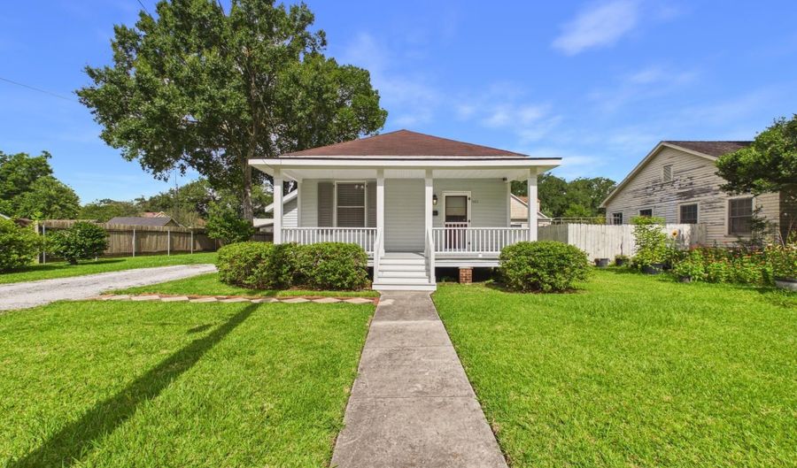 503 N Louisiana St, Abbeville, LA 70510 - 2 Beds, 1 Bath