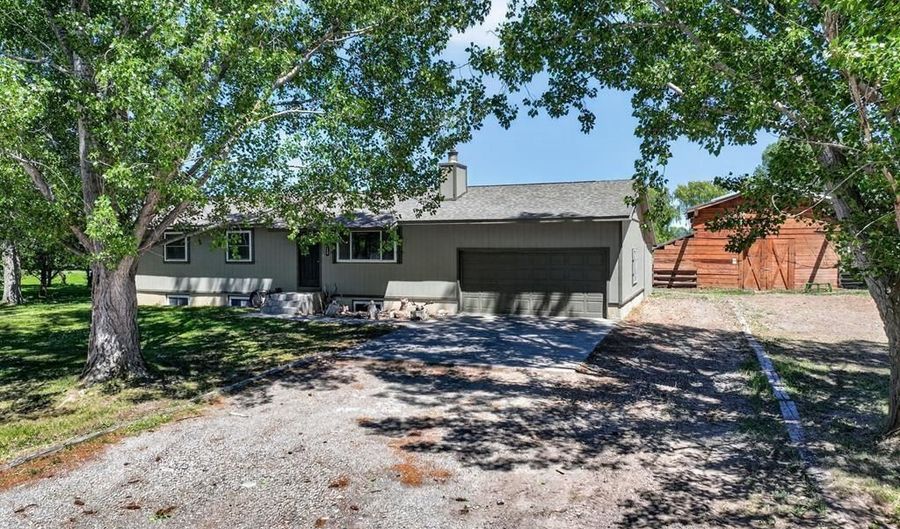125 N 755 W, Blackfoot, ID 83221 - 4 Beds, 3 Bath