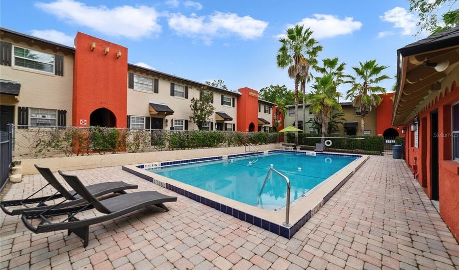2503 E CENTRAL Blvd 14, Orlando, FL 32803 - 1 Beds, 1 Bath