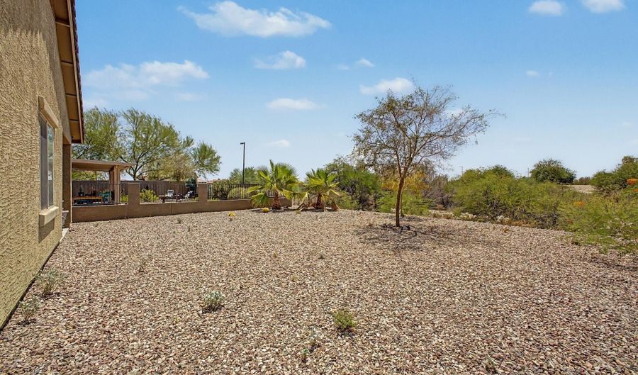 584 S 224TH Dr, Buckeye, AZ 85326 - 3 Beds, 2 Bath