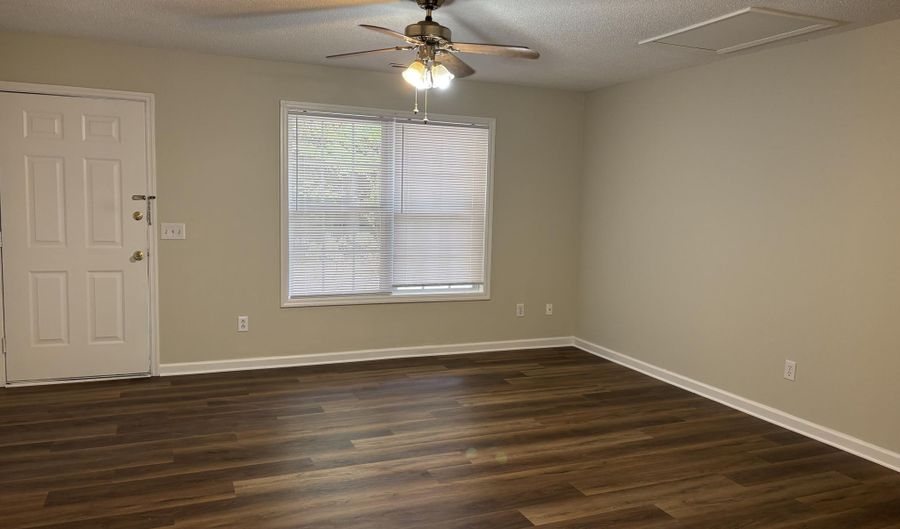 805 N Sycamore St, Aberdeen, NC 28315 - 3 Beds, 2 Bath