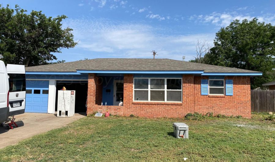 4338 SUMMIT Cir, Amarillo, TX 79109 - 3 Beds, 2 Bath