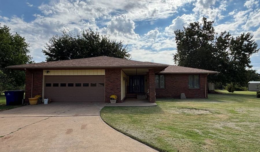 1714 Windsor Cv, Alva, OK 73717 - 3 Beds, 3 Bath