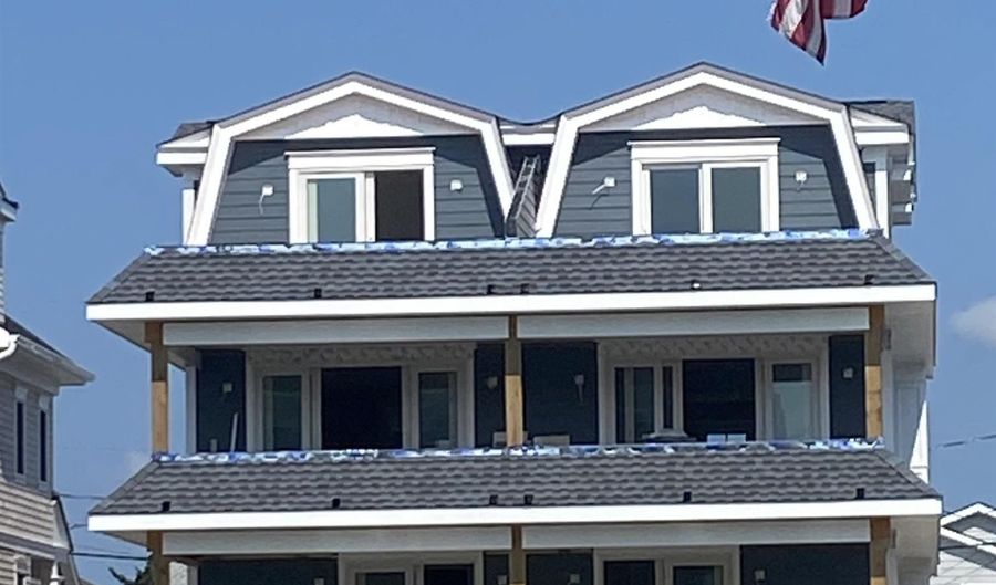2425 Harbor Ave 2425, Avalon, NJ 08202 - 4 Beds, 3 Bath
