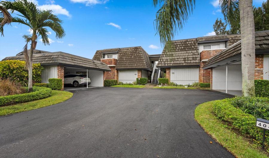 404 Pine Tree Ct 6, Atlantis, FL 33462 - 2 Beds, 2 Bath