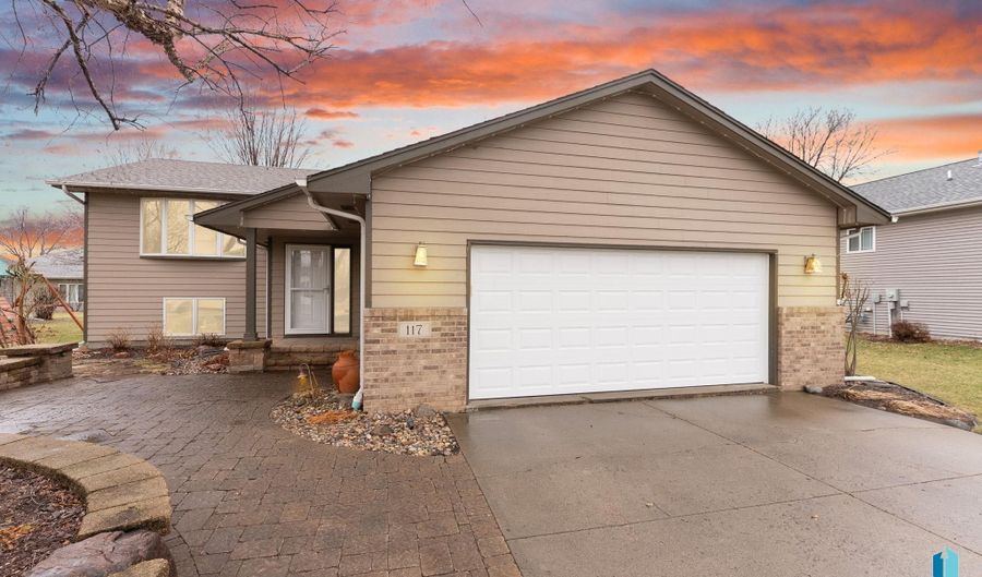 117 Thad St, Brandon, SD 57005 - 4 Beds, 3 Bath