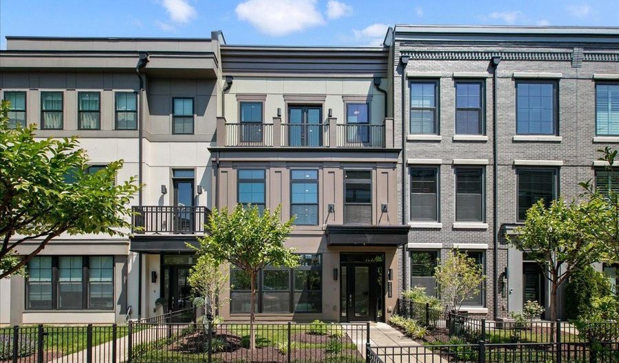 44645 DANVERS Ter, Ashburn, VA 20147 - 4 Beds, 5 Bath