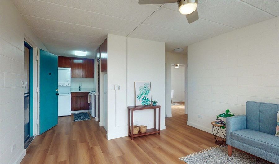 2015 Wilder Ave 2E, Honolulu, HI 96822 - 2 Beds, 1 Bath