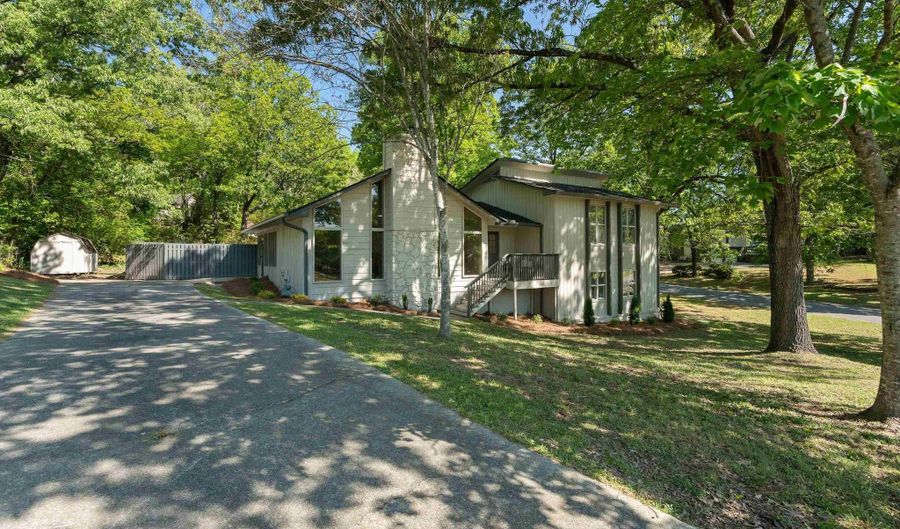 1433 QUEEN ANNE Cir, Alabaster, AL 35007 - 4 Beds, 3 Bath