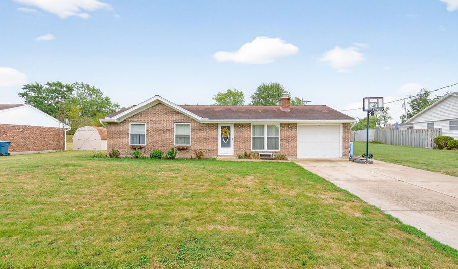 305 E North St, Anna, OH 45302 - 3 Beds, 2 Bath