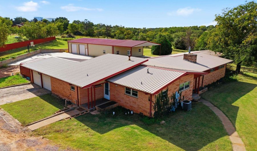 1301 S 8th, Alva, OK 73717 - 4 Beds, 3 Bath