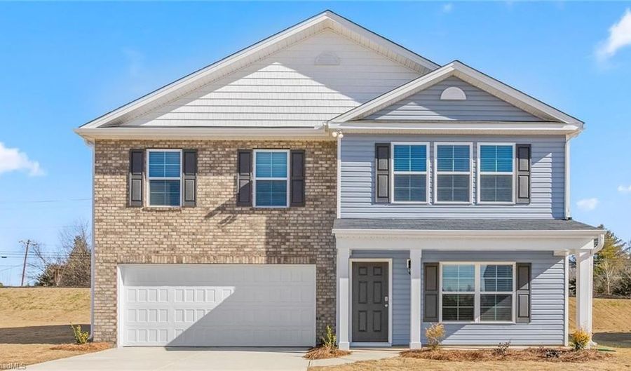 1009 Slingshot Dr, Archdale, NC 27263 - 4 Beds, 3 Bath