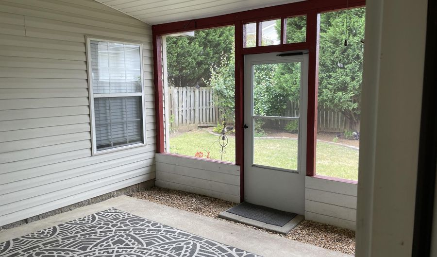 1247 Carriage Dr, Aiken, SC 29803 - 3 Beds, 2 Bath