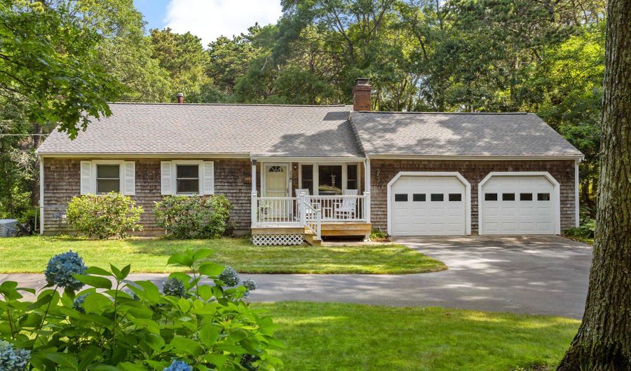 294 Salt Rock Rd, Barnstable, MA 02630 - 3 Beds, 2 Bath