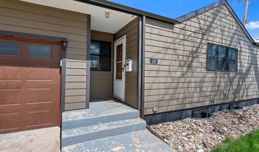 130 Peoria St, Spearfish, SD 57783 - 1 Beds, 1 Bath