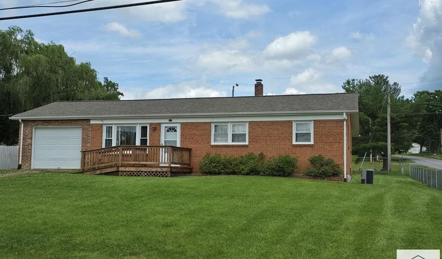 12 Spruce Ct, Bassett, VA 24055 - 3 Beds, 1 Bath