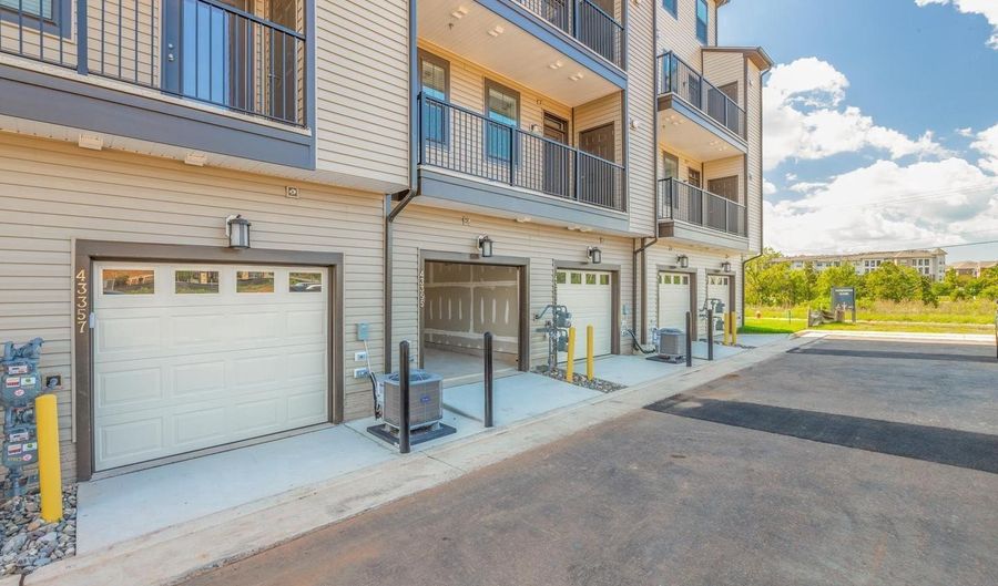 43357 RADFORD DIVIDE Ter, Ashburn, VA 20148 - 3 Beds, 3 Bath