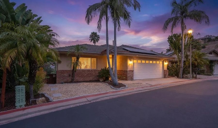 2054 Skyview, Escondido, CA 92027 - 4 Beds, 2 Bath