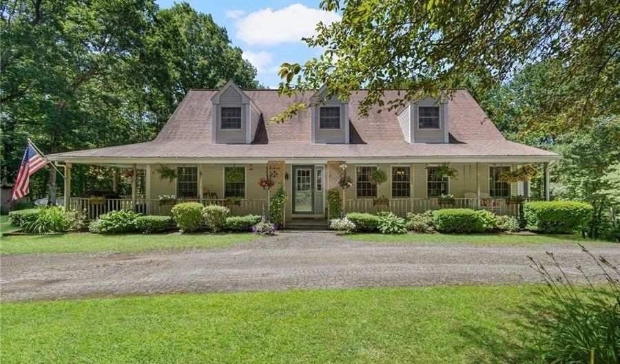 230 Austin Farm Rd, Exeter, RI 02822 - 3 Beds, 3 Bath