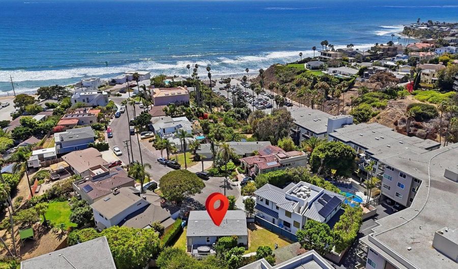 665 Pacific View Dr, San Diego, CA 92109 - 2 Beds, 1 Bath