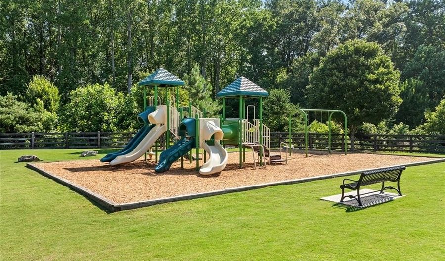 550 Turlington Pl, Alpharetta, GA 30004 - 4 Beds, 4 Bath