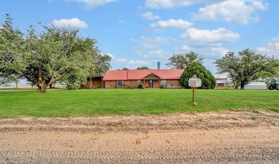 20523 E County Road 158 Rd, Altus, OK 73521 - 5 Beds, 2 Bath