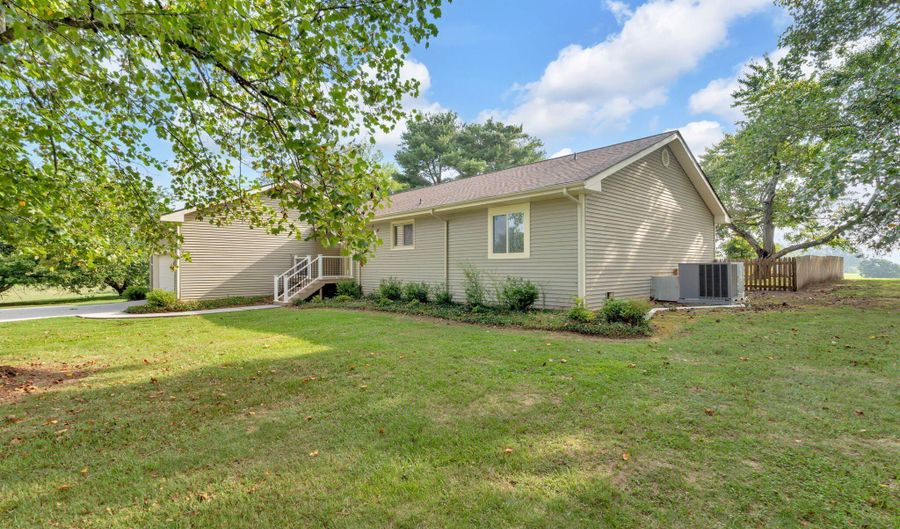 626 Harrison Ferry Road Rd, Baneberry, TN 37890 - 3 Beds, 2 Bath