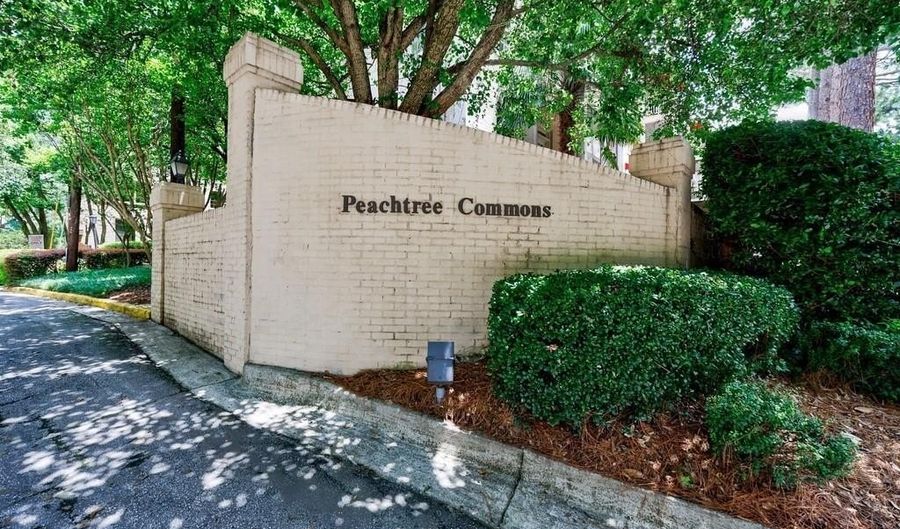 2214 Peachtree Rd NW B5, Atlanta, GA 30309 - 2 Beds, 1 Bath