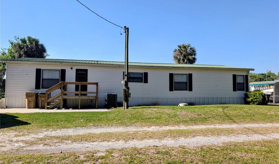 25836 MANHATTAN Ln, Astor, FL 32102 - 3 Beds, 2 Bath