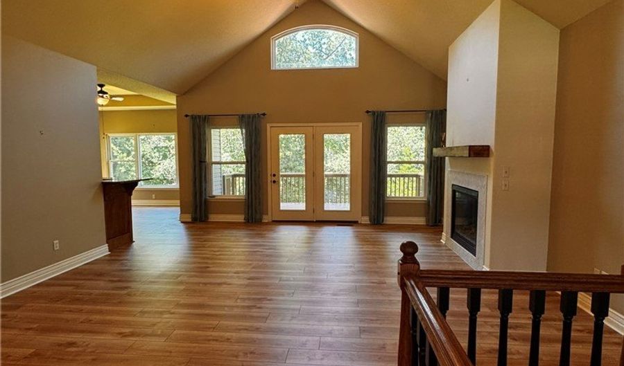17 Miller Dr, Bella Vista, AR 72715 - 4 Beds, 3 Bath