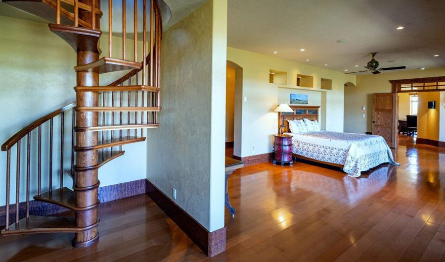 206 Lower Red Water Creek Rd, Beulah, WY 82712 - 3 Beds, 7 Bath