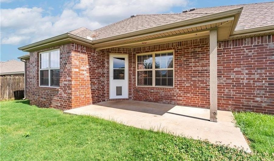 3101 SW Fernwood Ave, Bentonville, AR 72712 - 4 Beds, 2 Bath