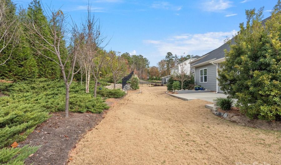 1094 Waterlily Dr, Fort Mill, SC 29707 - 3 Beds, 2 Bath
