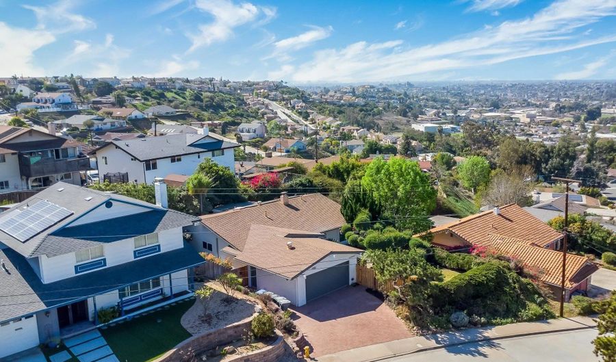7987 Wetherly St, La Mesa, CA 91941 - 4 Beds, 2 Bath