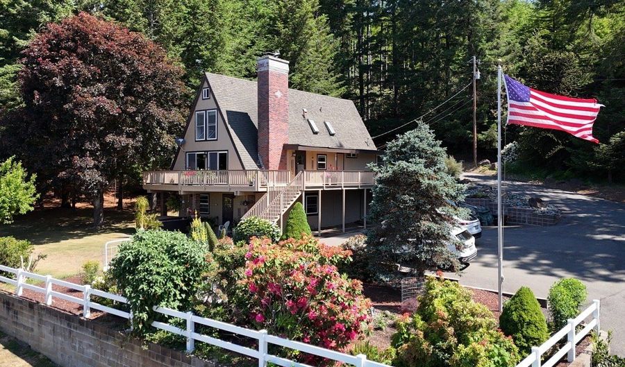 17769 RAINBOW ROCK Rd, Brookings, OR 97415 - 3 Beds, 3 Bath