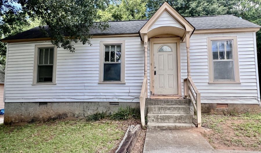 145 Herring St, Athens, GA 30601 - 3 Beds, 2 Bath