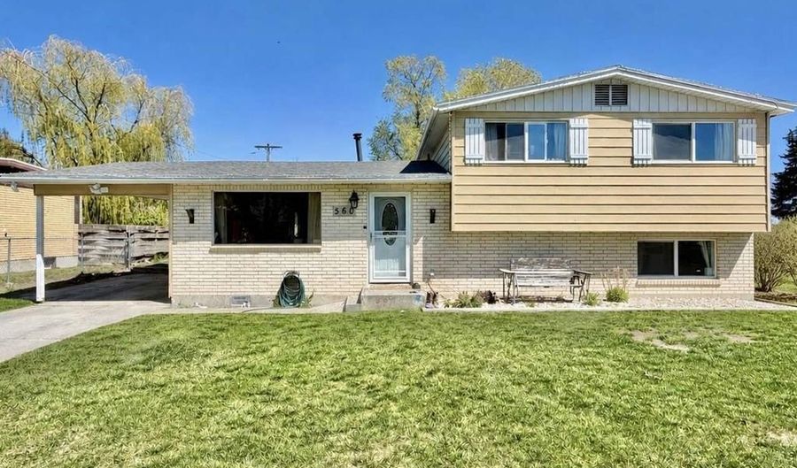 560 Lena Ln, Blackfoot, ID 83221 - 4 Beds, 2 Bath