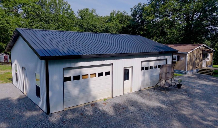 1000 Point Mason Rd, Big Sandy, TN 38221 - 3 Beds, 2 Bath