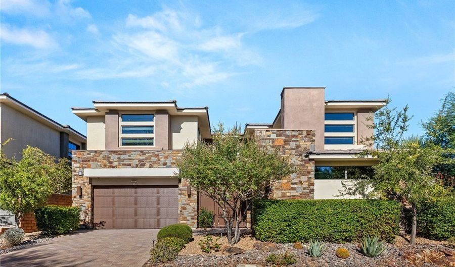 16 Garden Shadow Ln, Las Vegas, NV 89135 - 4 Beds, 5 Bath