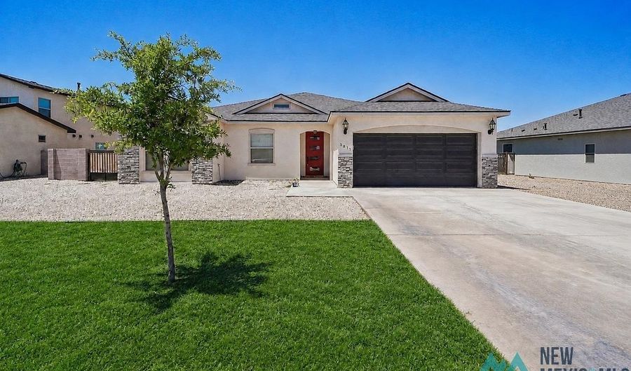 3811 Aquamarine Dr, Carlsbad, NM 88220 - 3 Beds, 2 Bath