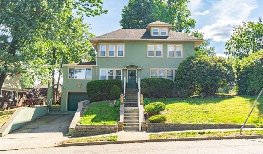 279 Joralemon St, Belleville, NJ 07109 - 5 Beds, 2 Bath