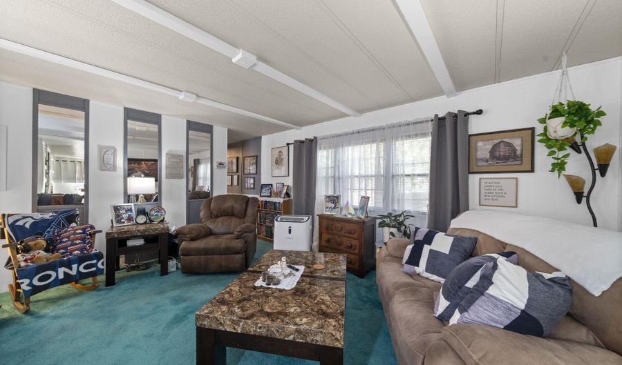712 W COLLEGE Dr 3, Cheyenne, WY 82007 - 2 Beds, 1 Bath