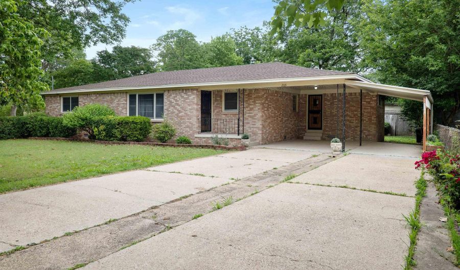 205 Central Ave, Bay, AR 72411 - 3 Beds, 2 Bath